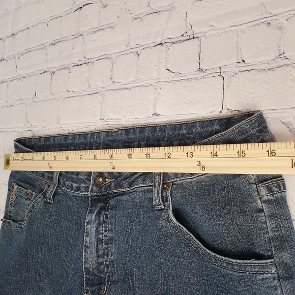Prana Frayed Denim Shorts Bermuda Large Embroidered Medium Wash Pockets - Picture 7 of 9